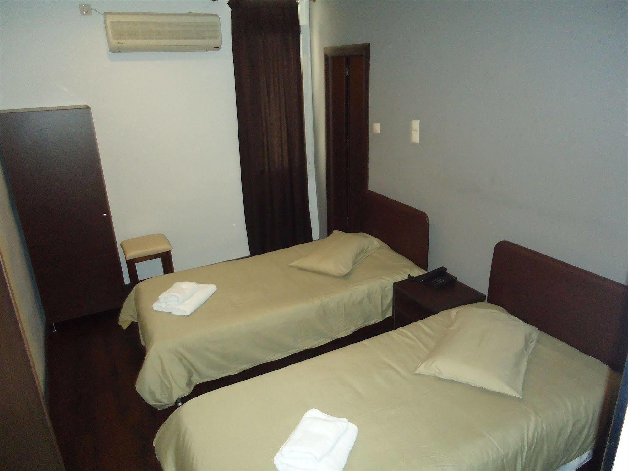 Cosmopolit Hotel Athens Ngoại thất bức ảnh